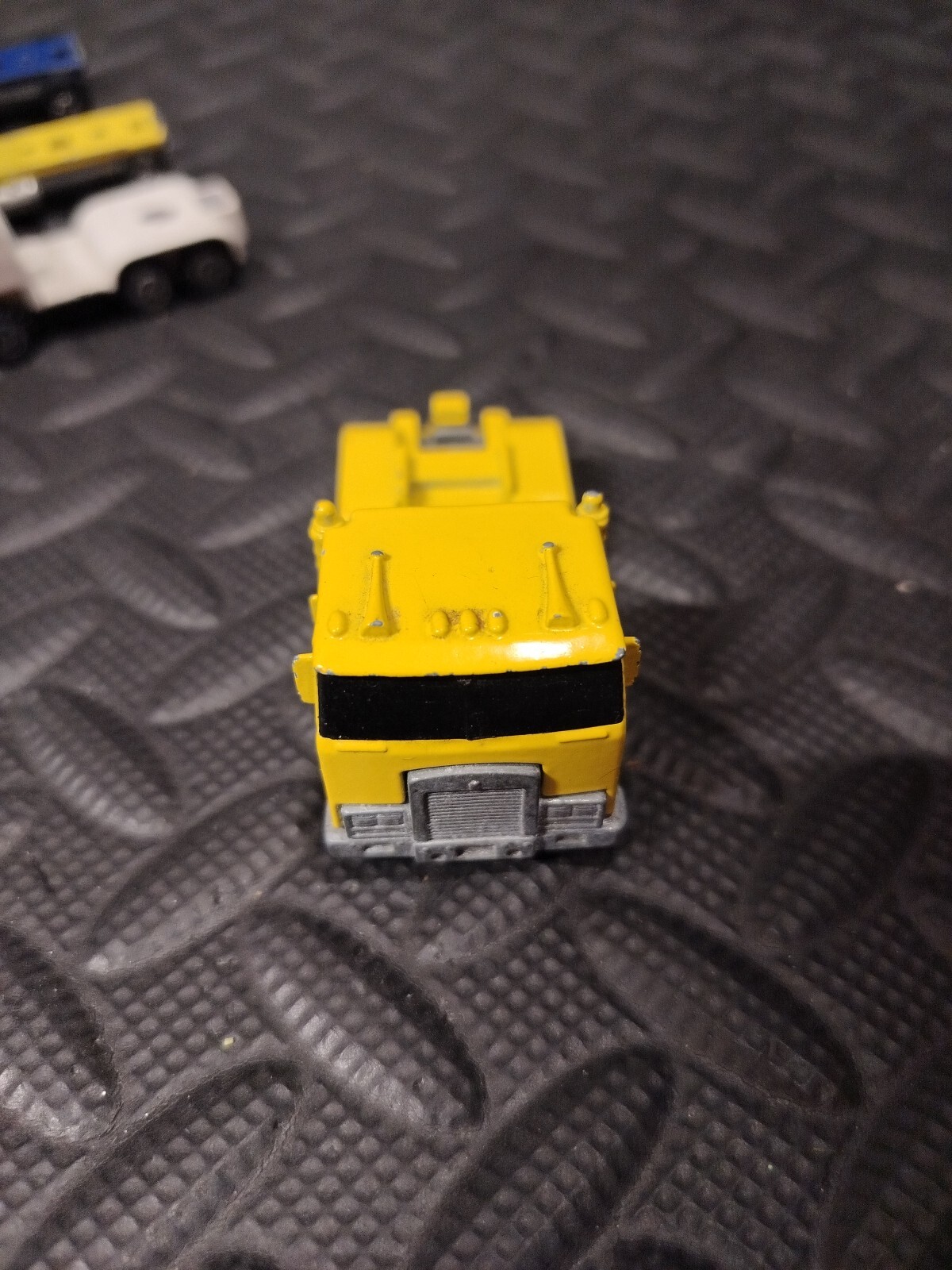 Picture 2 of 24