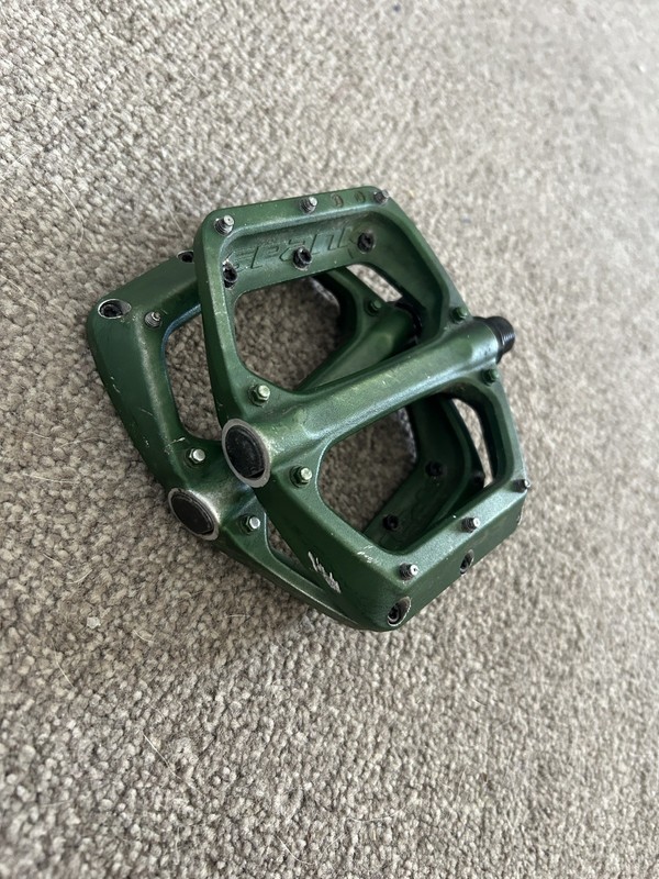 Spank Spoon DC Flat Pedals