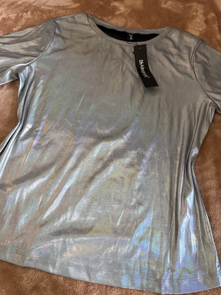 Women’s Holographic Style Top Size M - Image 2 of 4