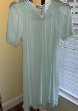 Vintage Shadow Line Knee Length Mint Green Nightgown With Lace Size Small