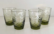 Vintage Libbey Juice Glasses Olive Green Wavy Scallop Set of 4 PRISTINE