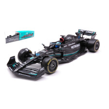 MERCEDES F1 N.44 LEWIS HAMILTON 2023 WITH PILOT + HARD CASE 1:24 Burago Formula 