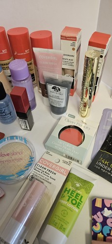 Makeup & Skin Care Lot. Covergirl, Rimmel, Clinique, L'Oreal 50+ Pieces as Shown - Picture 8 of 10