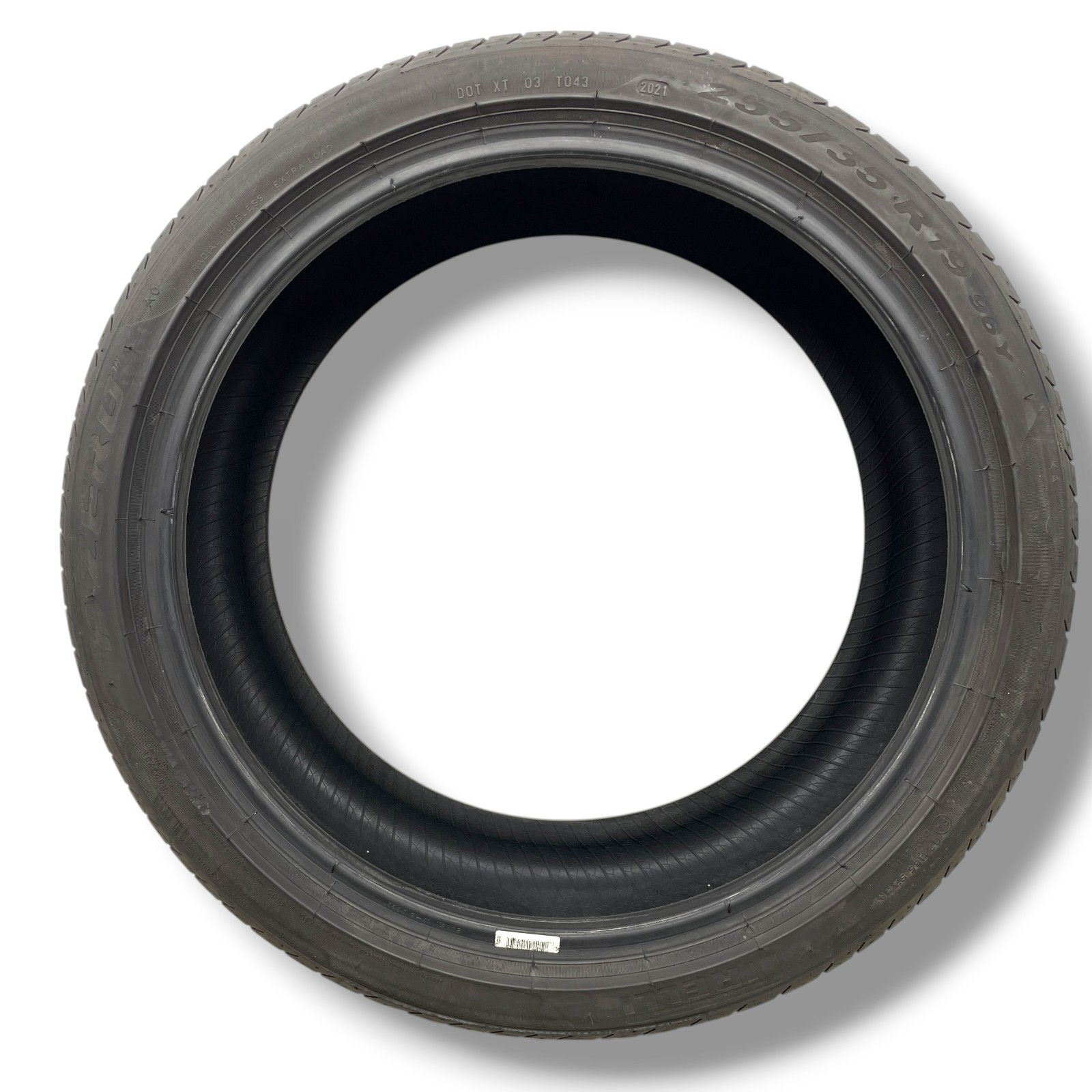 255 / 35 R19 Pirelli P Zero 91Y  Tire 2021