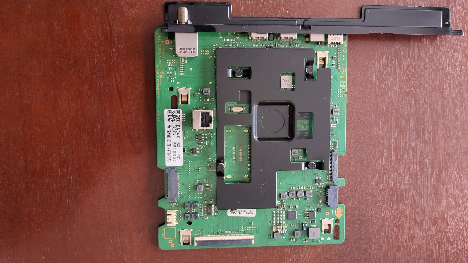 SAMSUNG 85" TV model UN65TU7000FXZA UN85TU7000F(XA07) Main B