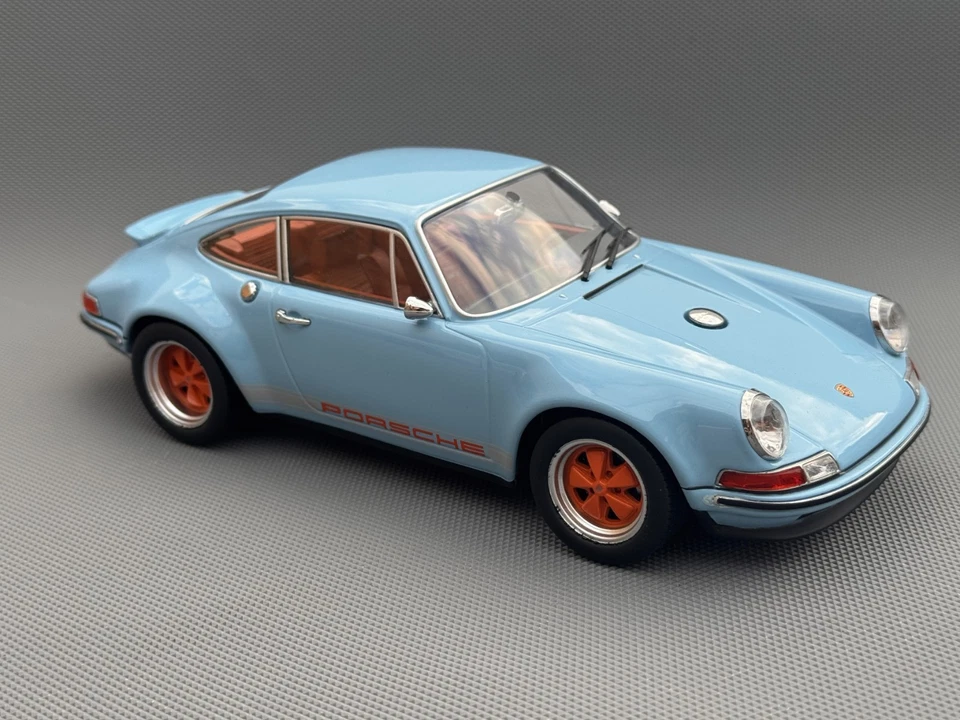 KK Scale Diecast Singer Porsche 911 Coupe Blue 1/18 Scale Model KKDC180441 - Image 2 of 4