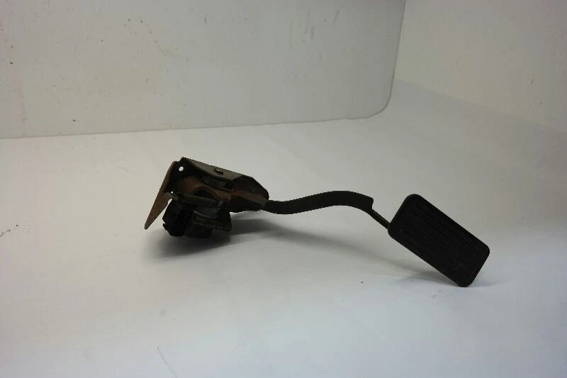 2003 03 HUMMER H2 GAS PEDAL WITH MODULE OEM Foto 2 de 4