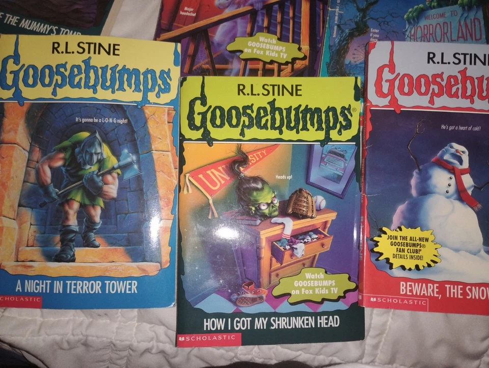 Vintage Lot of 25 R.L. Stine Goosebumps Books First Edition 1st Print Foto 4 de 4