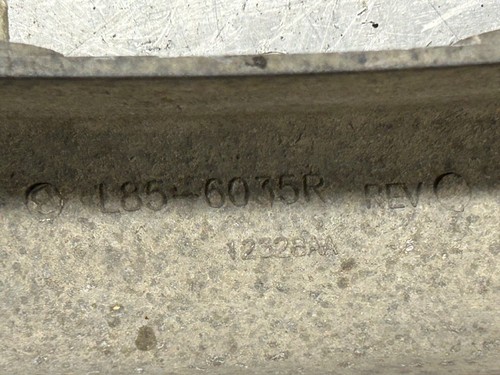 PETERBILT SUPPORT-FENDER REAR ALUM CAST RH L85-6036R - Picture 4 of 4