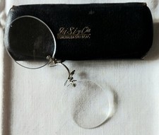 Vintage pince nez spectacles, 1930's, with original case.