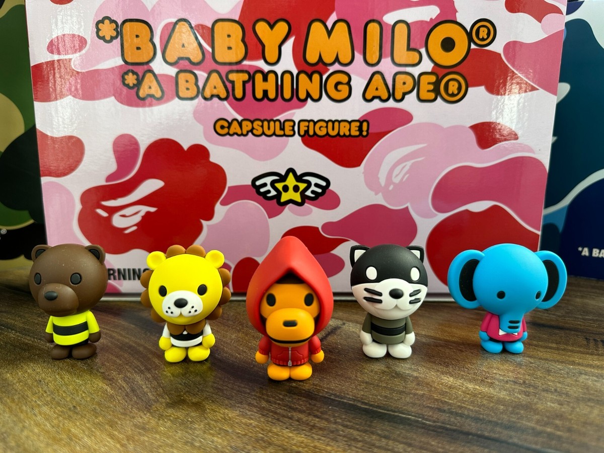 A BATHING APE - SHARKHOODIE　BabyMilo フィギュア A BATHING APE - SHARKHOODIE BabyMilo フィギュア BABY-MILO