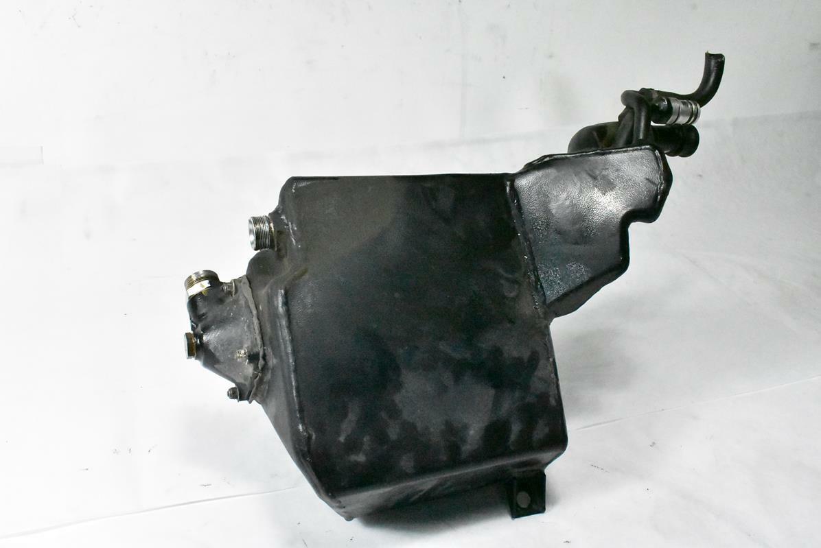 M139 MASERATI 04-07 QUATTROPOR F136 4.2L OIL PAN RESERVOIR TANK CONTAINER