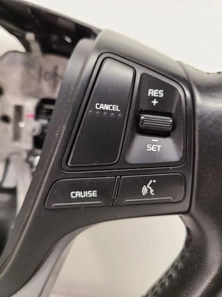 2014 2015 KIA SORENTO Black Leather Steering Wheel W Controls 561101U550VA Foto 3 de 4