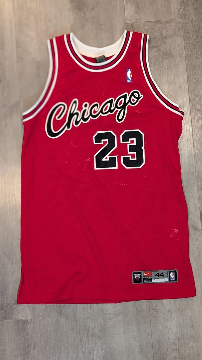 Preços baixos em Michael Jordan 44 Tamanho Camisas da NBA | eBay