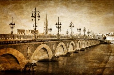 Wandbild: Bordeaux River Bridge mit St. Michel Cathedral Vintage (16897345)