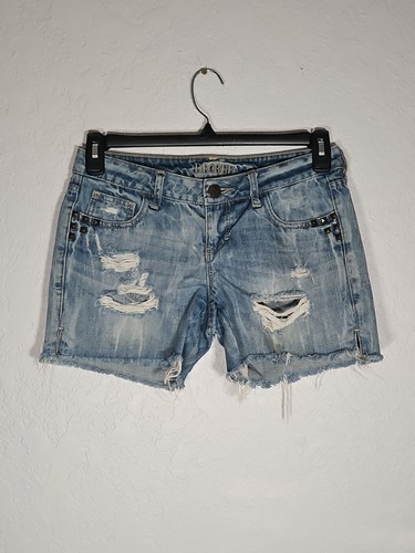 Decree Cut Off Studded Details 5 Pocket Blue Jean Shorts size 3 (32x4.5 ) - Picture 1 of 8