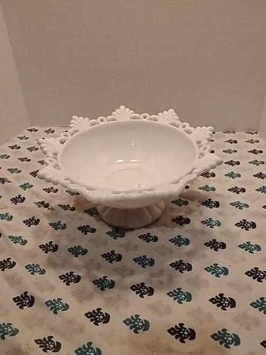 Vintage Westmoreland Milk Glass Pedestal Bowl / Dish Ring And Petal Pattern