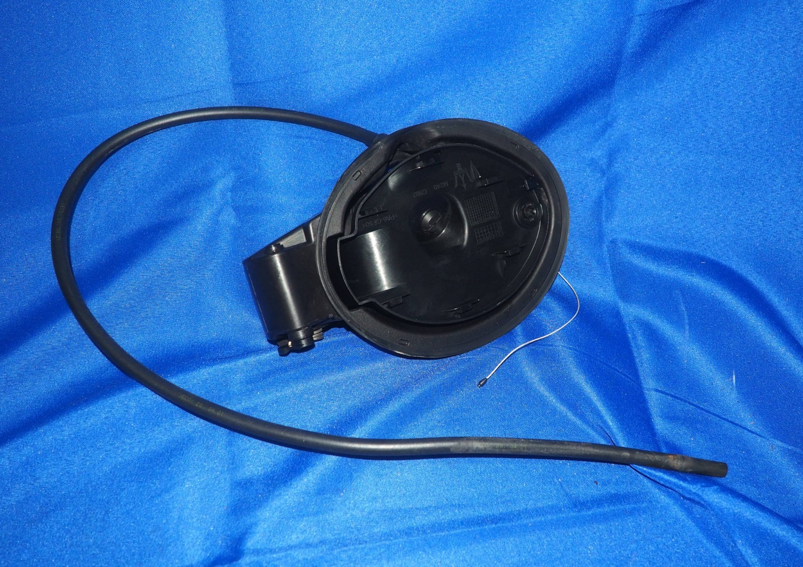 2022-2026 Maserati MC20 MCPura Fuel Filler Door Neck Base OEM W/Warranty 1500 Mi