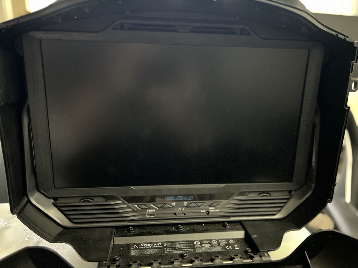 Gaems G190 Vanguard Portable Gaming Environment Monitor With