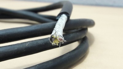 8 FT General Cable 19-512252-1 Black Shielded Cable Wire Twisted Pair 2/C 19/29