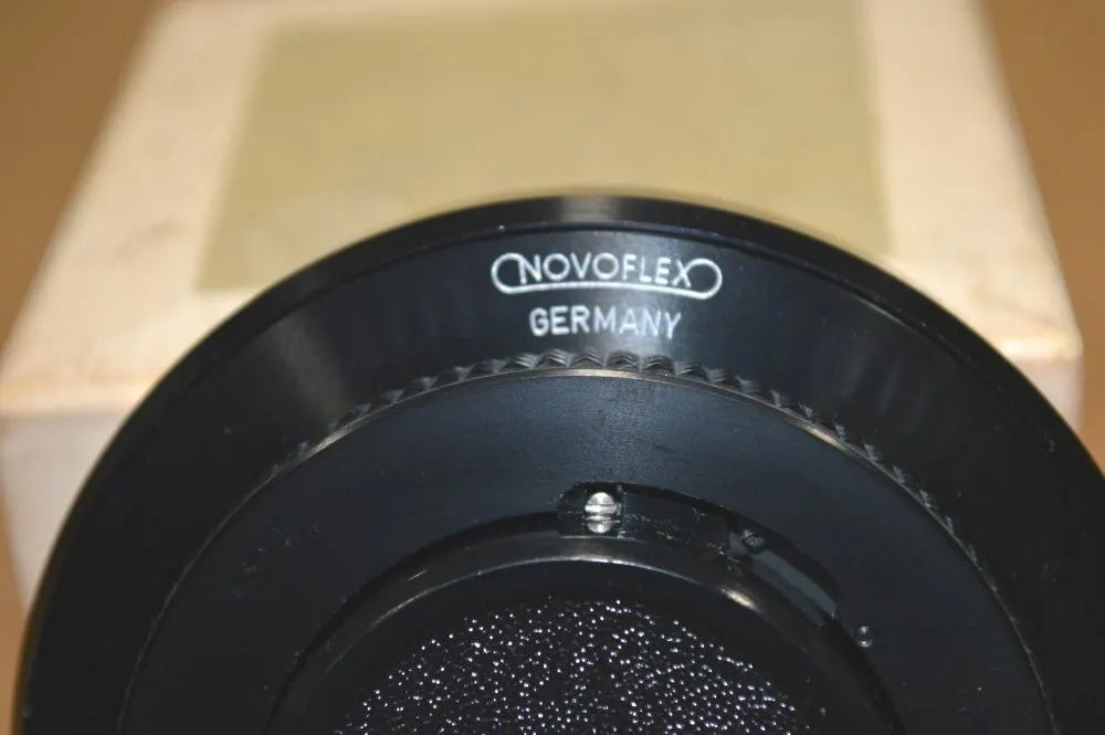 Novoflex Haring Adapter Ring Hasselblad to Small Picture/Adapter