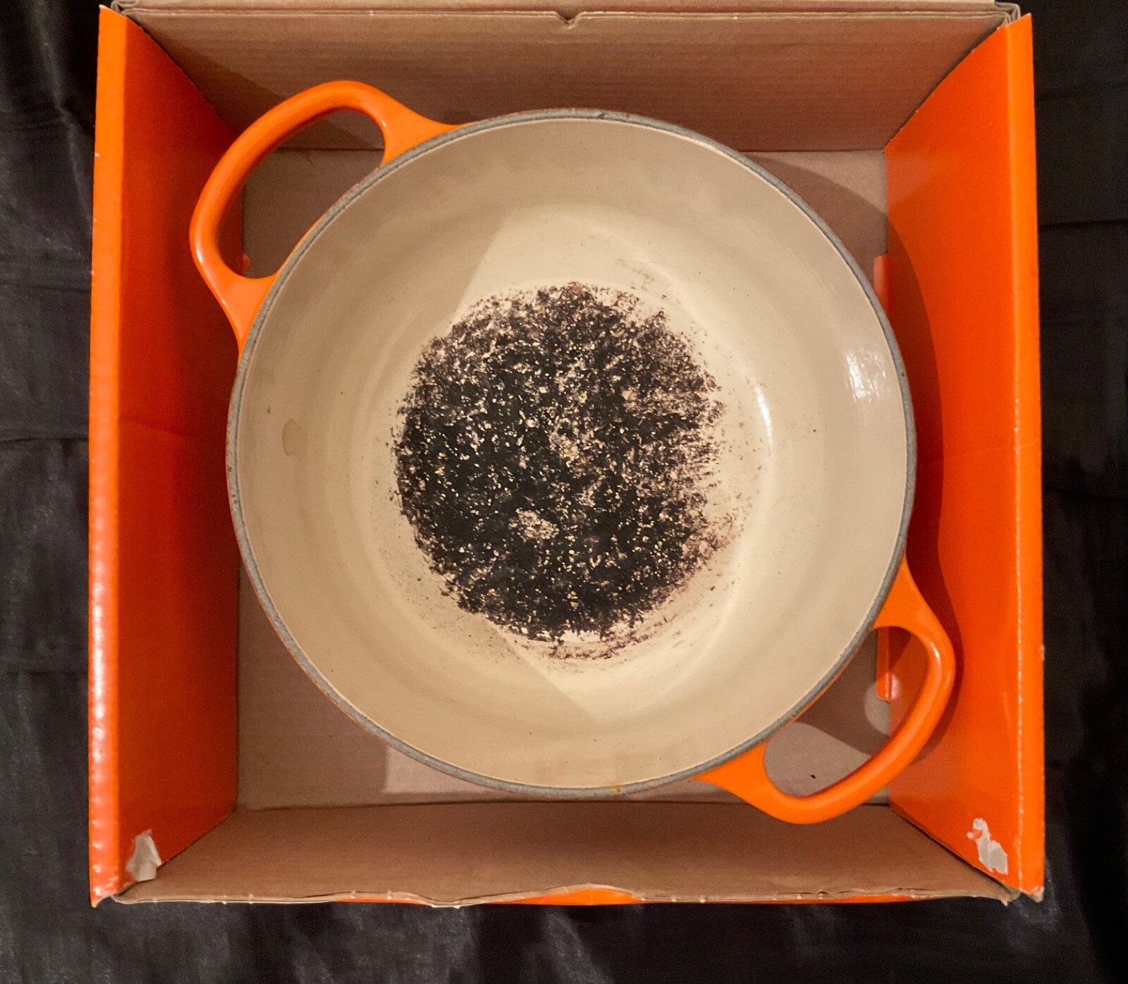 Le Creuset 20cm Cast Iron Round Casserole Pot Dish & Lid Volcanic Orange eBay