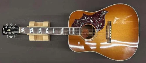 Gibson Humming Bird Acoustic Safe delivery from Japan