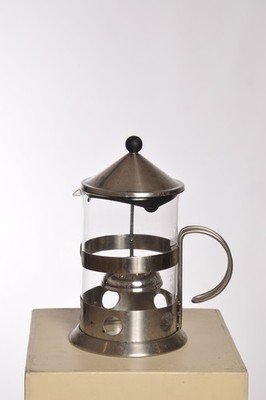 Teekanne aus Glas von Bodum mit Sieb 