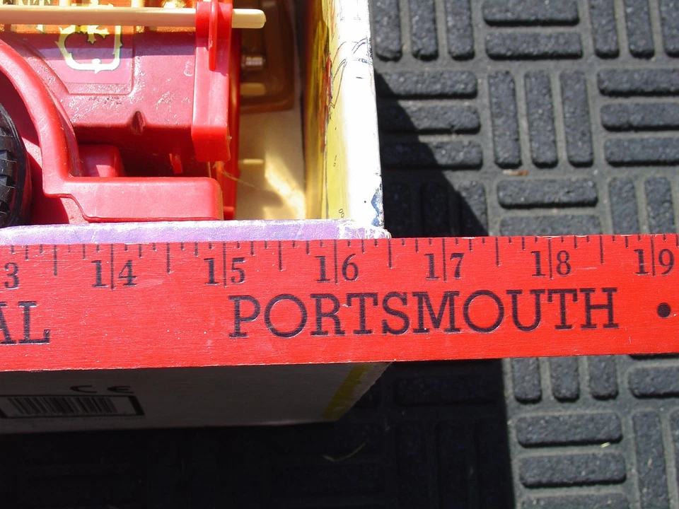 Vtg 1990 Nylint Classics Metal Muscle Fire Pumper Truck in Original Box - Image 3 of 4