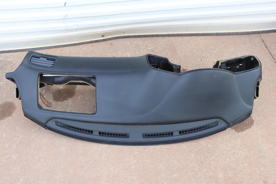 2006-2007 HONDA S-2000 DASH INSTRUMENT PANEL COVER BLACK W/ AIR VENT OEM - Imagem 2 de 3