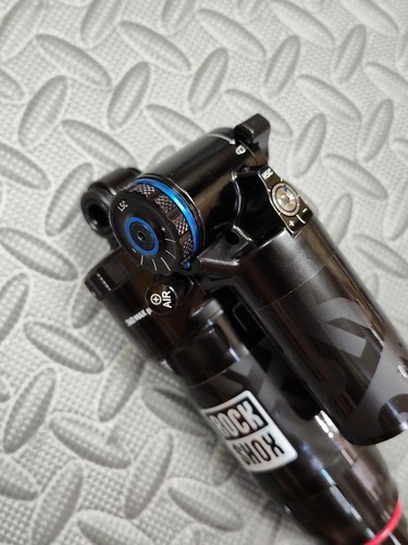 2023 Rockshox Rear Shock Super Deluxe Ultimate 210x55mm RC2T HBO - Picture 3 of 10