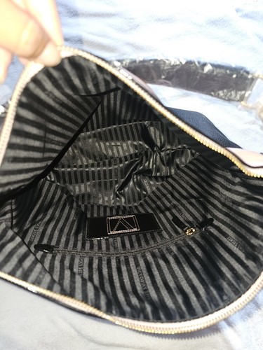 Victoria's Secret Bag brand new - Picture 6 of 6