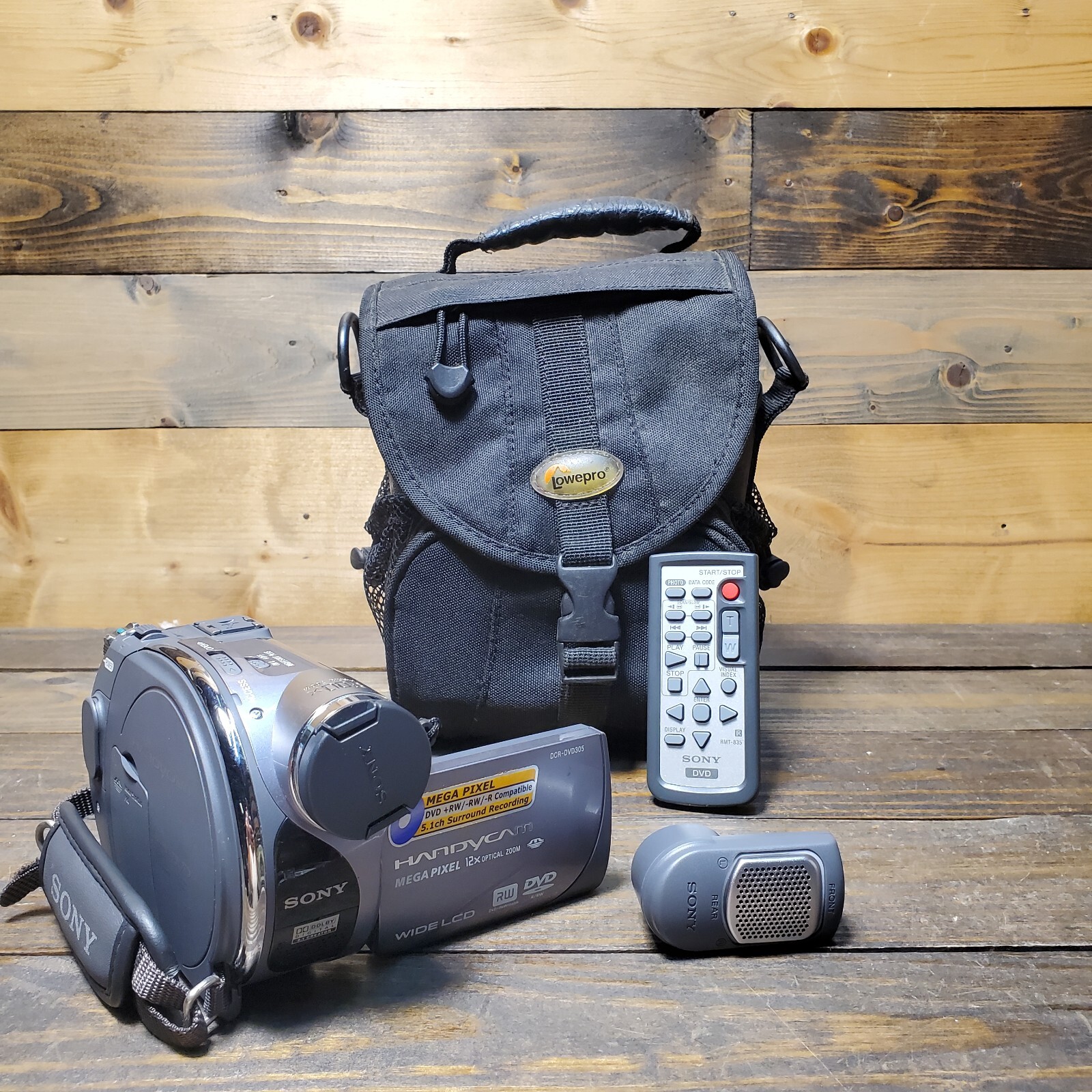 Sony Handycam DCR-DVD305 Camcorder with Microphone Remote Cords Tested and Working-image