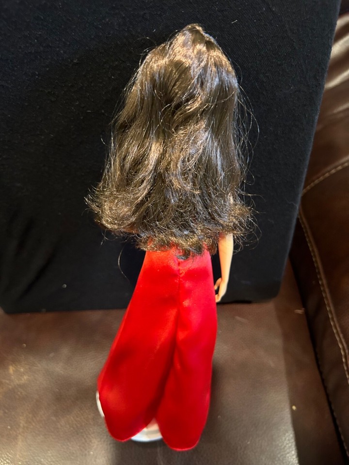 RARE BARBIE LOOK RED CARPET BLACK LABEL MODEL MUSE DOLL COLLECTION