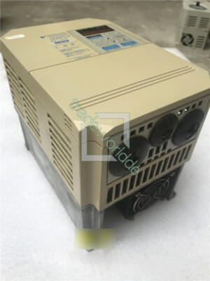 ONE USED Yaskawa 606PC3 2.2KW 220V 3PH CIMR-PCA22P2