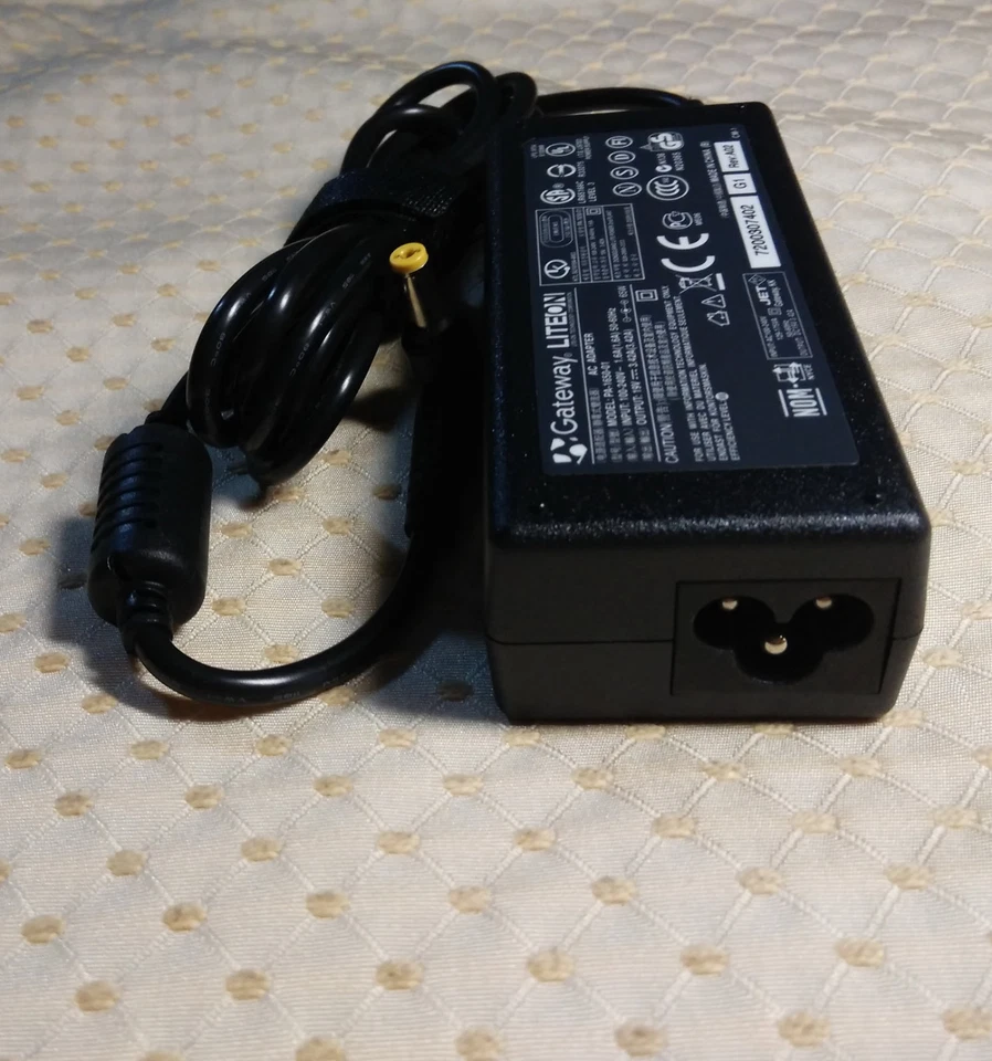 New Original OEM 65W AC Adapter for Gateway MD2614u MD7820u MS2285 MS2273 MS2274 - Image 3 of 4