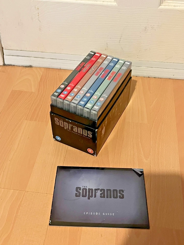 The Sopranos The Complete Series 1 - 6 Box Set Dvds 28 Disc Collectors Edition  - Image 2 of 4