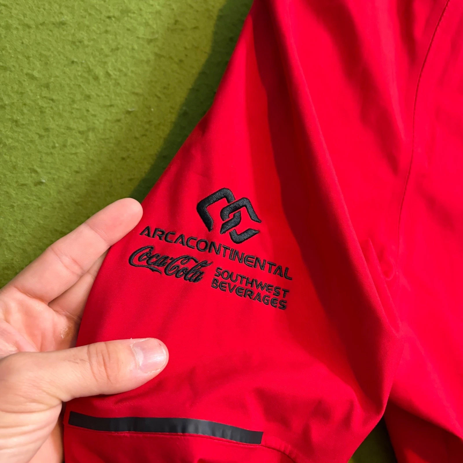 Trimark Coca-Cola Zero Sugar Red Softshell Hooded Jacket Mens Medium Full Zip image 4