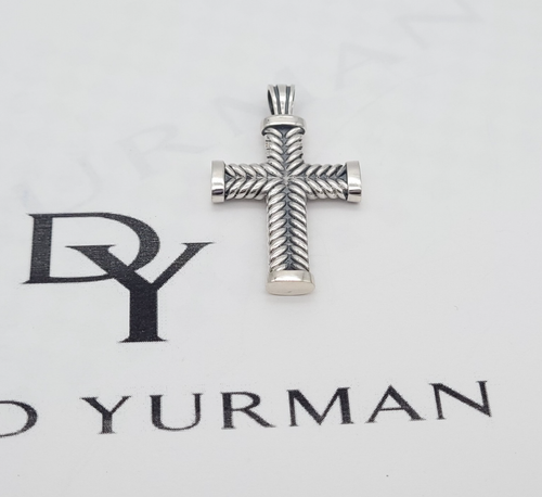 David Yurman Classic Chevron Cross Pendant in 925 Sterling Silver - Picture 9 of 13