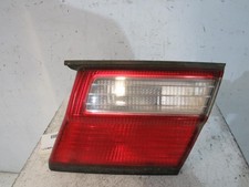 Feu arrière Nissan ALMERA