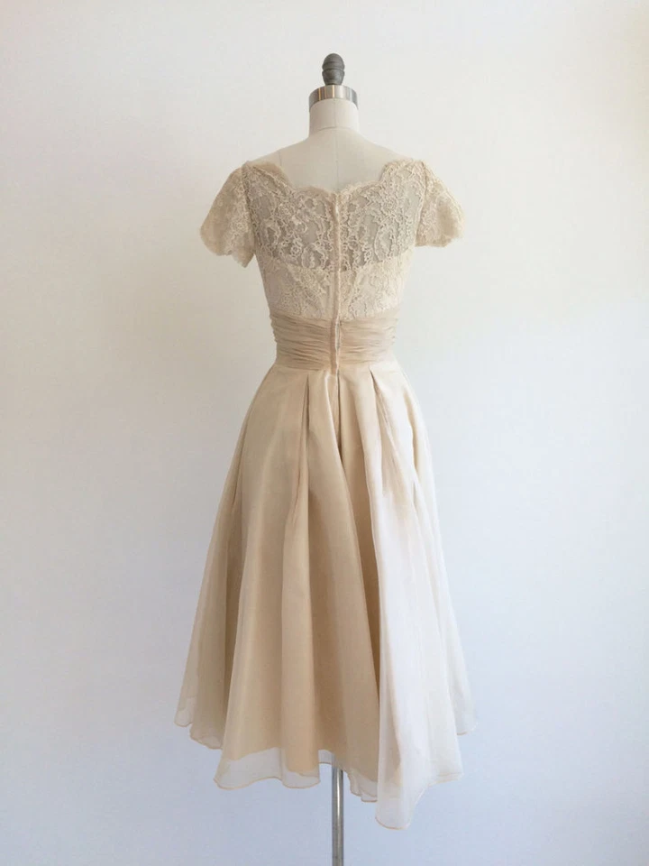 Vestidos de novia cortos vintage hasta el té champán mangas cortas vestidos de novia Foto 3 de 4