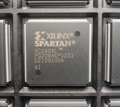 5 Stück XCS40XL PQ208 4I (SMD IC)
