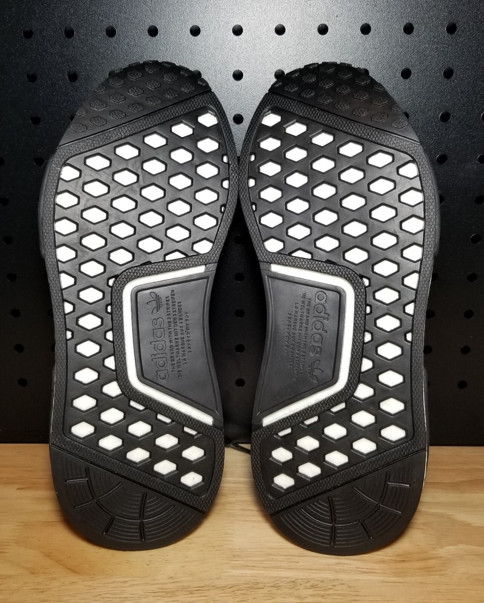 Adidas Originals Boston Super X R1 Boost Black Shoes Men display picture 2