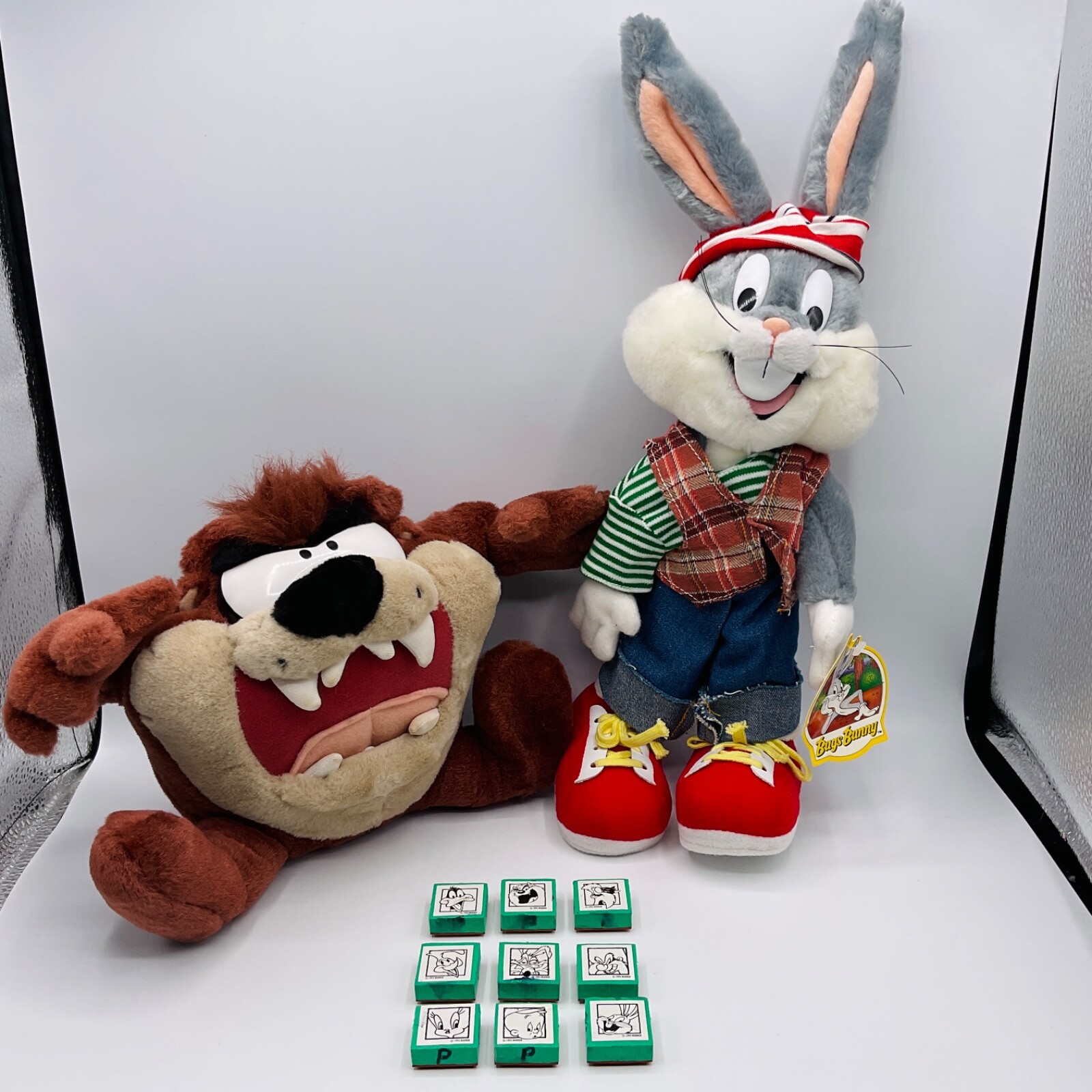 Looney Peluches Bugs Bunny Bugs Bunny Pupazzo Tazmania