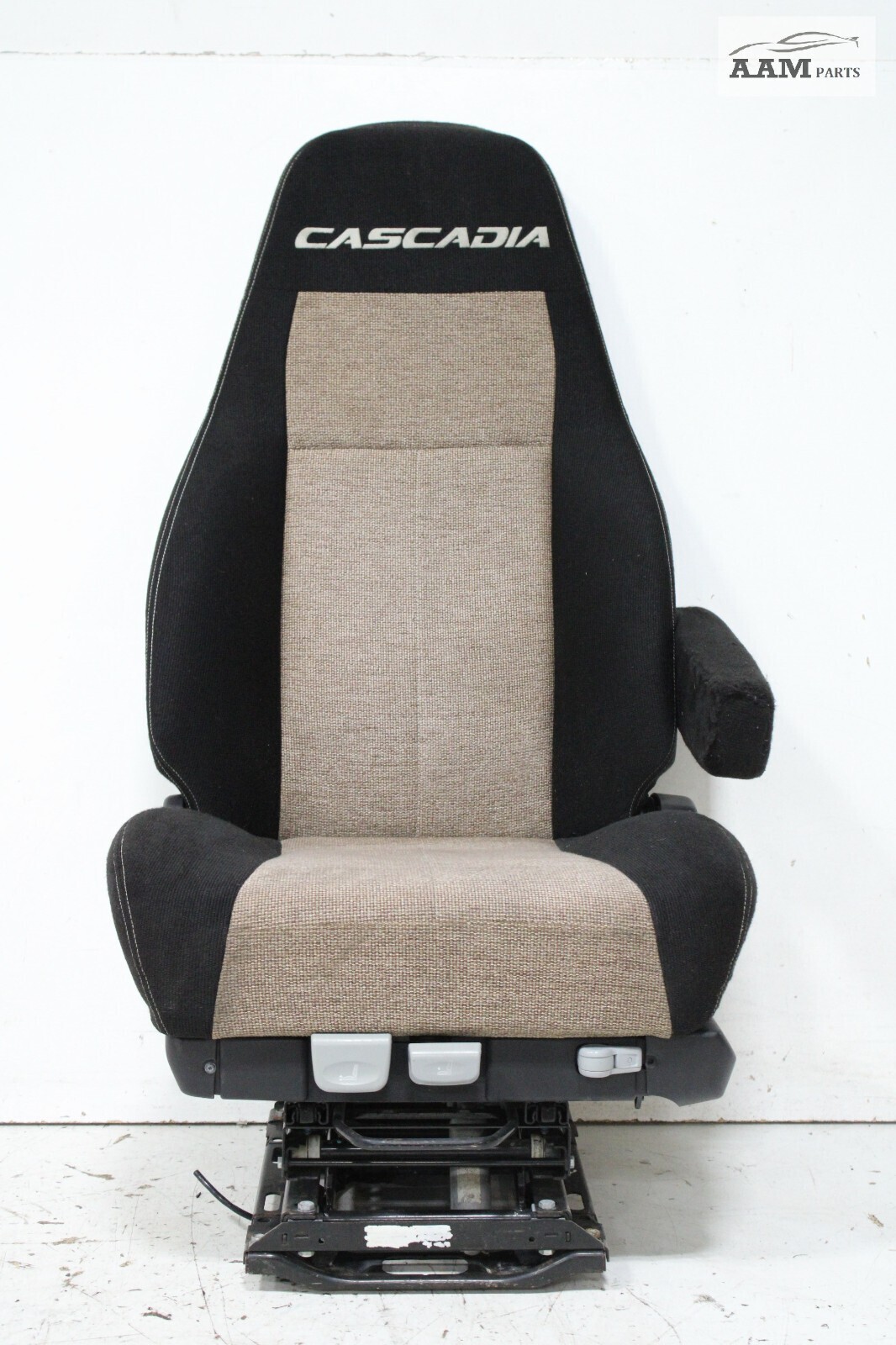 2018-2024 FREIGHTLINER CASCADIA FRONT RIGHT PASSENGER SIDE SEAT CUSHION OEM