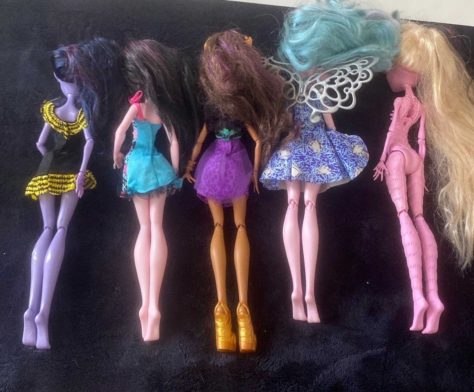 Monster High Dolls Lot of 4 + Ever After High Doll Rare Clawdeen Draculara