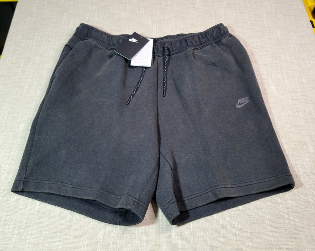 nike nsw tech shorts