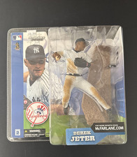 2014 McFarlane MLB Derek Jeter Commemorative Figure Two-Pack 2014 McFarlane MLB Derek Jeter Commemorative Figure Two-Pack