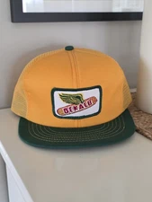 🔥 Vintage DEKALB snapback Trucker Style Hat ~ DEADSTOCK ~ UNWORN