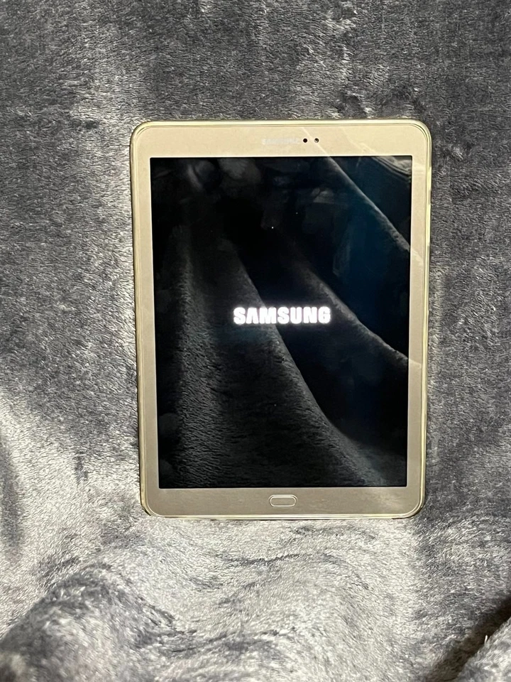 Samsung Galaxy Tab S2 · 32GB · Wi-Fi, foto 3 di 5